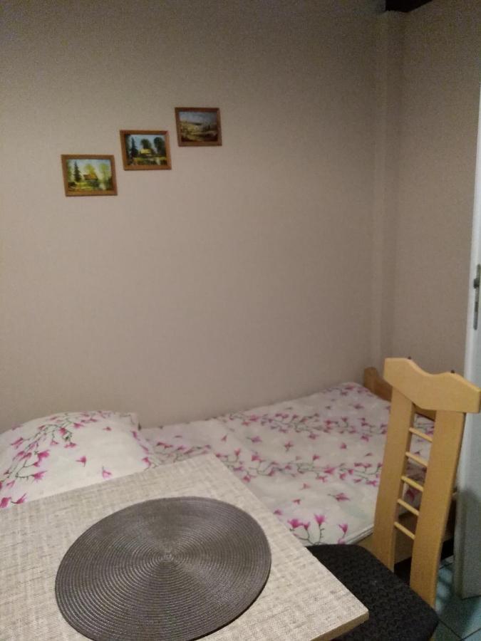 Agroturystyka W Ogrodach Sanok Exteriér fotografie