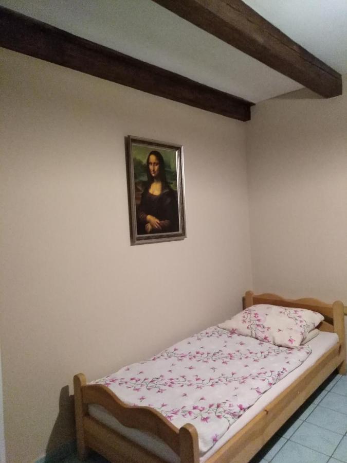 Agroturystyka W Ogrodach Sanok Exteriér fotografie