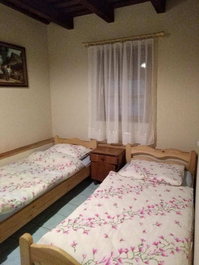 Agroturystyka W Ogrodach Sanok Exteriér fotografie